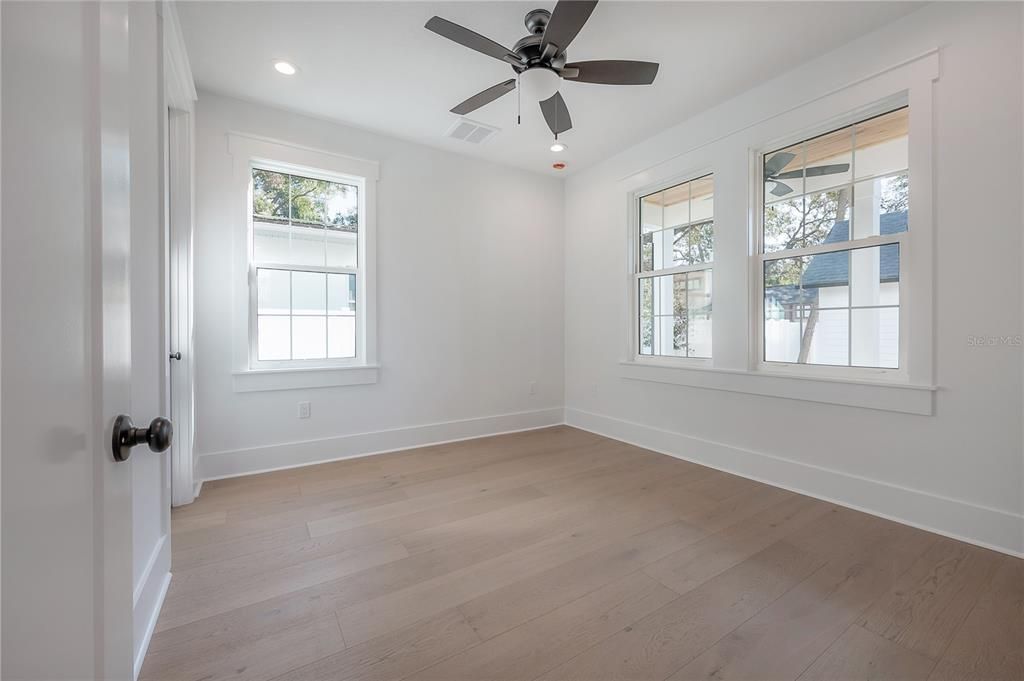 待售: $785,745 (4 贝兹, 3 浴室, 2485 平方英尺)