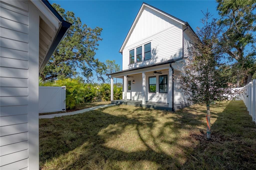 待售: $785,745 (4 贝兹, 3 浴室, 2485 平方英尺)