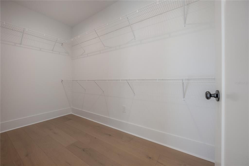 待售: $785,745 (4 贝兹, 3 浴室, 2485 平方英尺)