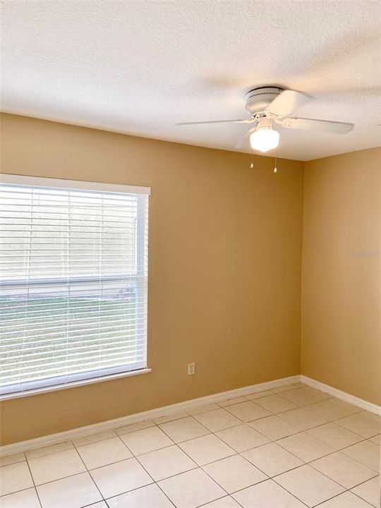 For Rent: $2,250 (3 beds, 2 baths, 1789 Square Feet)