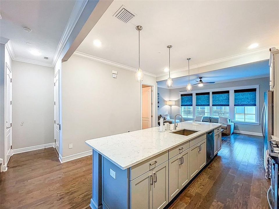 En Venta: $1,199,900 (4 camas, 3 baños, 2236 Pies cuadrados)