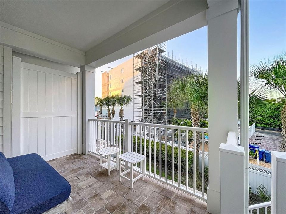 En Venta: $1,199,900 (4 camas, 3 baños, 2236 Pies cuadrados)