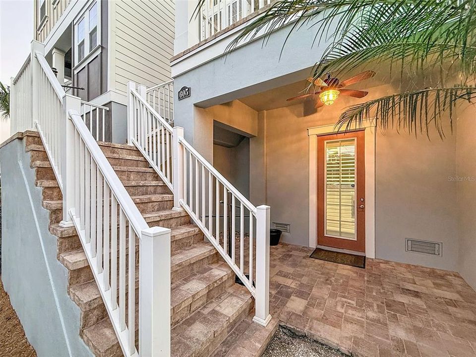 En Venta: $1,199,900 (4 camas, 3 baños, 2236 Pies cuadrados)