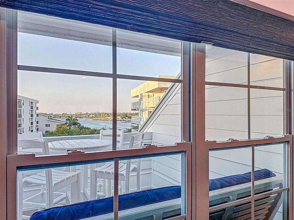 En Venta: $1,199,900 (4 camas, 3 baños, 2236 Pies cuadrados)