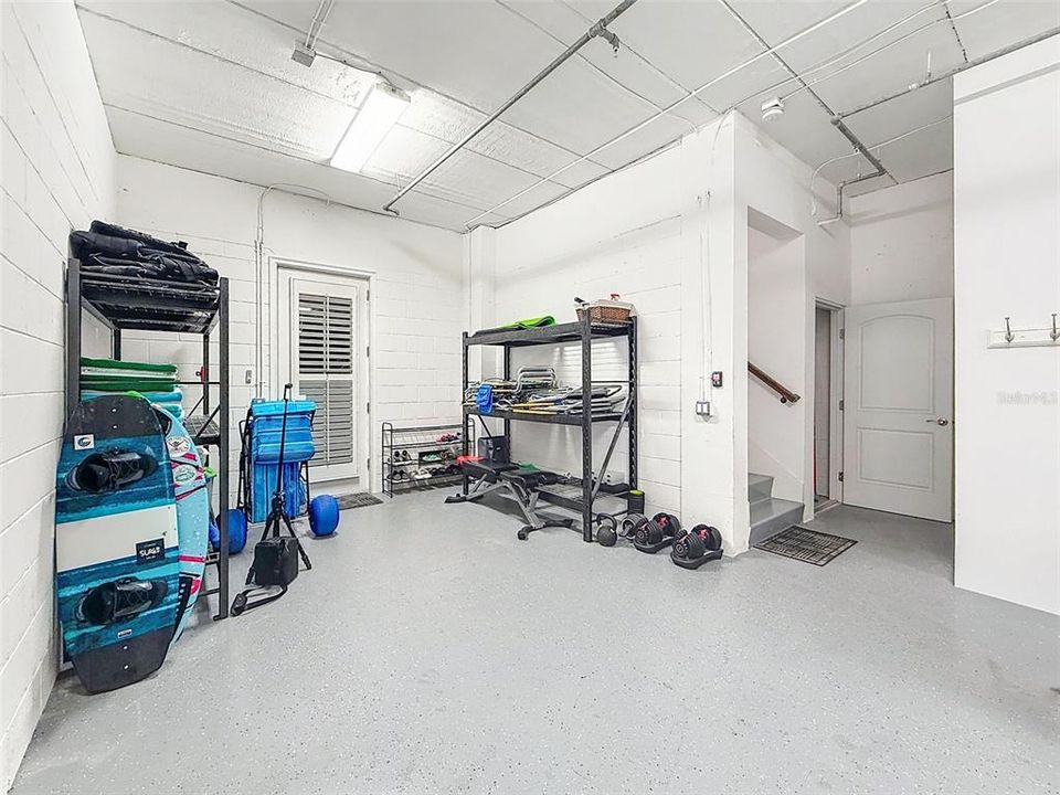 En Venta: $1,199,900 (4 camas, 3 baños, 2236 Pies cuadrados)