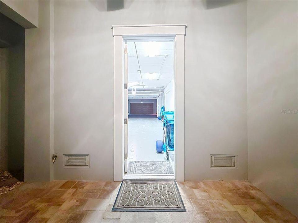 En Venta: $1,199,900 (4 camas, 3 baños, 2236 Pies cuadrados)