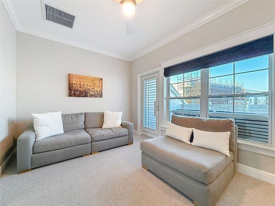 En Venta: $1,199,900 (4 camas, 3 baños, 2236 Pies cuadrados)