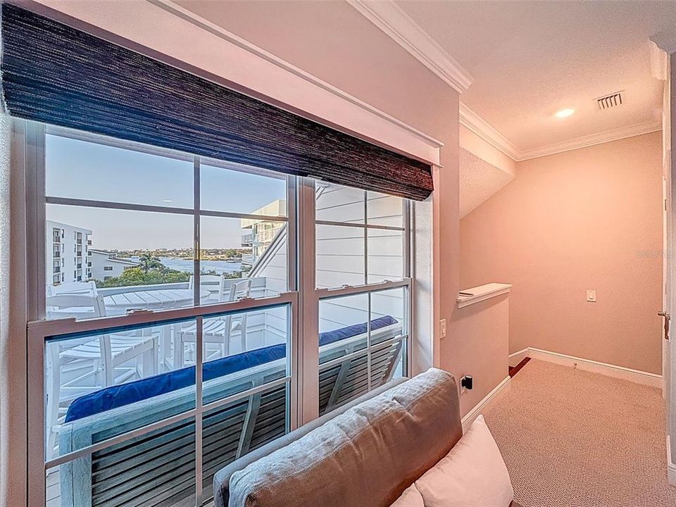 En Venta: $1,199,900 (4 camas, 3 baños, 2236 Pies cuadrados)