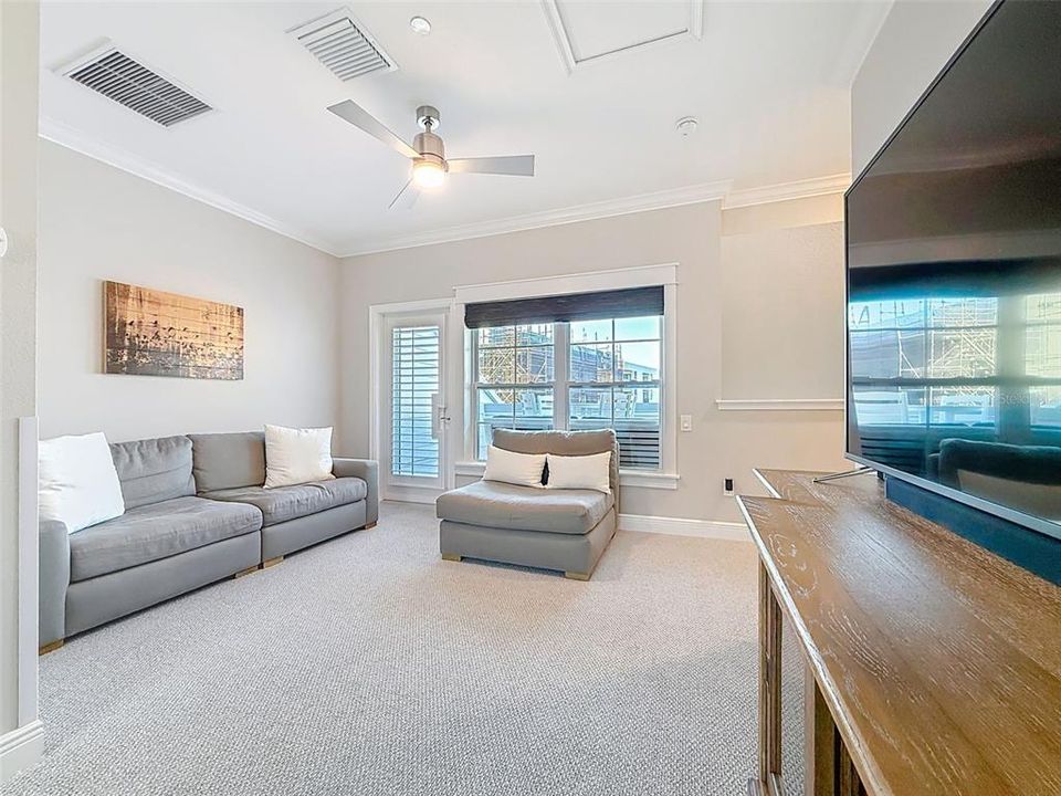 En Venta: $1,199,900 (4 camas, 3 baños, 2236 Pies cuadrados)