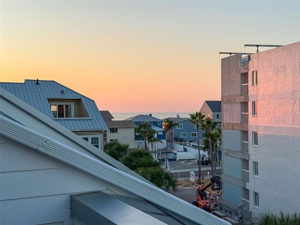 En Venta: $1,199,900 (4 camas, 3 baños, 2236 Pies cuadrados)