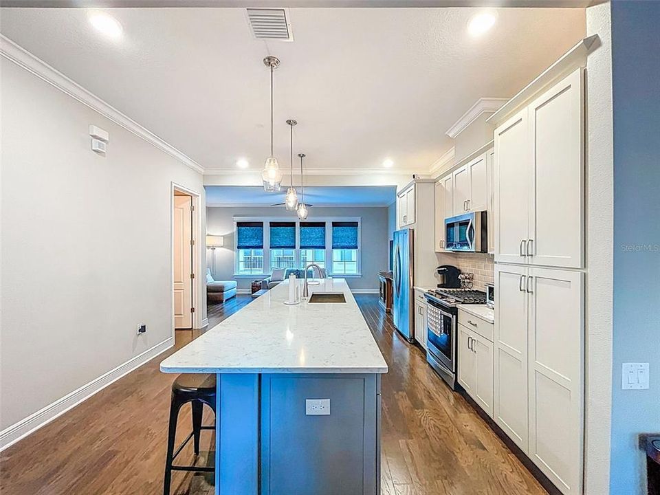 En Venta: $1,199,900 (4 camas, 3 baños, 2236 Pies cuadrados)