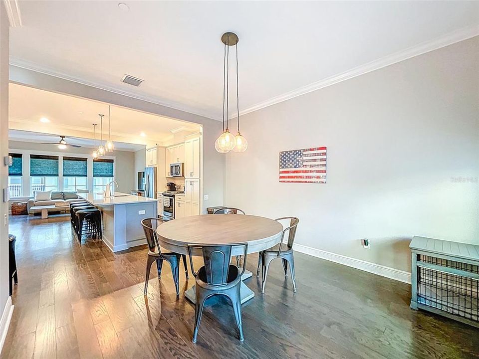 En Venta: $1,199,900 (4 camas, 3 baños, 2236 Pies cuadrados)