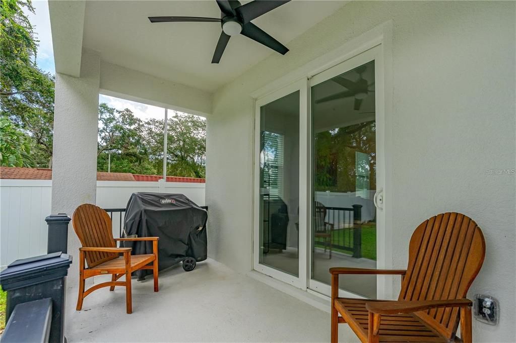 出租: $5,000 (3 贝兹, 2 浴室, 1963 平方英尺)