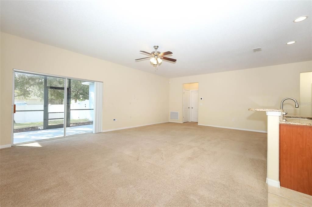 For Sale: $399,000 (3 beds, 2 baths, 1920 Square Feet)