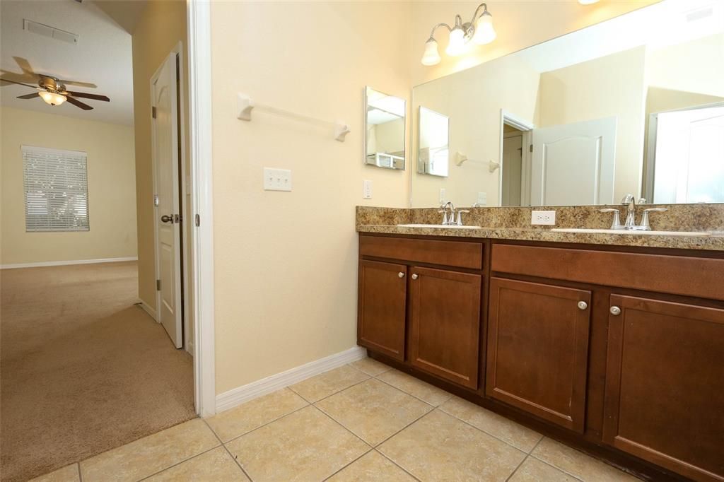 For Sale: $399,000 (3 beds, 2 baths, 1920 Square Feet)