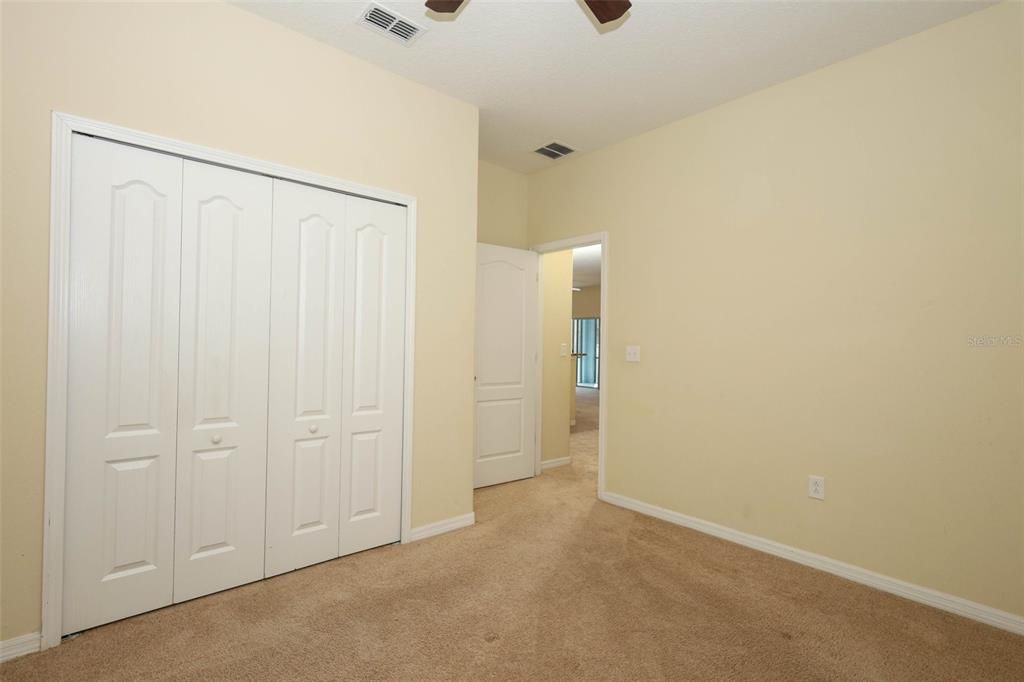 For Sale: $399,000 (3 beds, 2 baths, 1920 Square Feet)