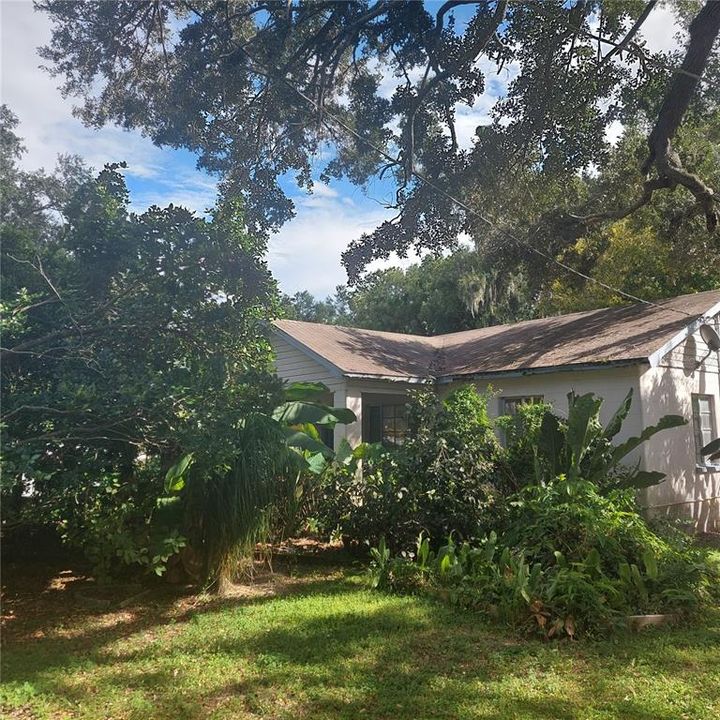 Vendido Recientemente: $145,000 (2 camas, 1 baños, 690 Pies cuadrados)