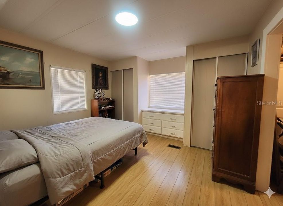 На продажу: $68,999 (1 спален, 1 ванн, 616 Квадратных фут)