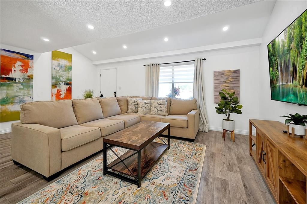 For Sale: $515,000 (4 beds, 2 baths, 1845 Square Feet)