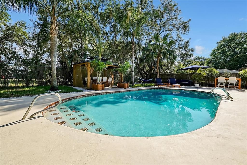 For Sale: $515,000 (4 beds, 2 baths, 1845 Square Feet)