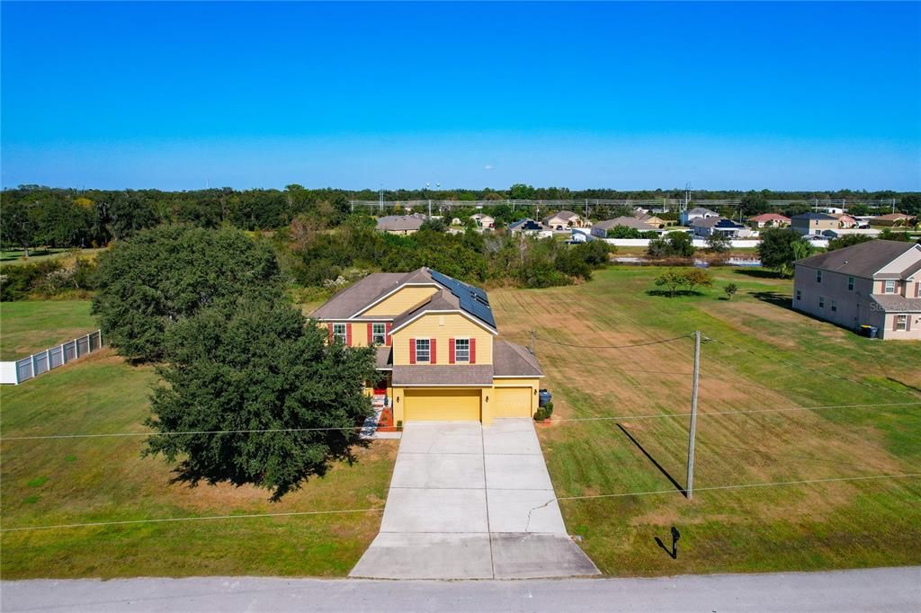 For Sale: $419,990 (5 beds, 4 baths, 3040 Square Feet)