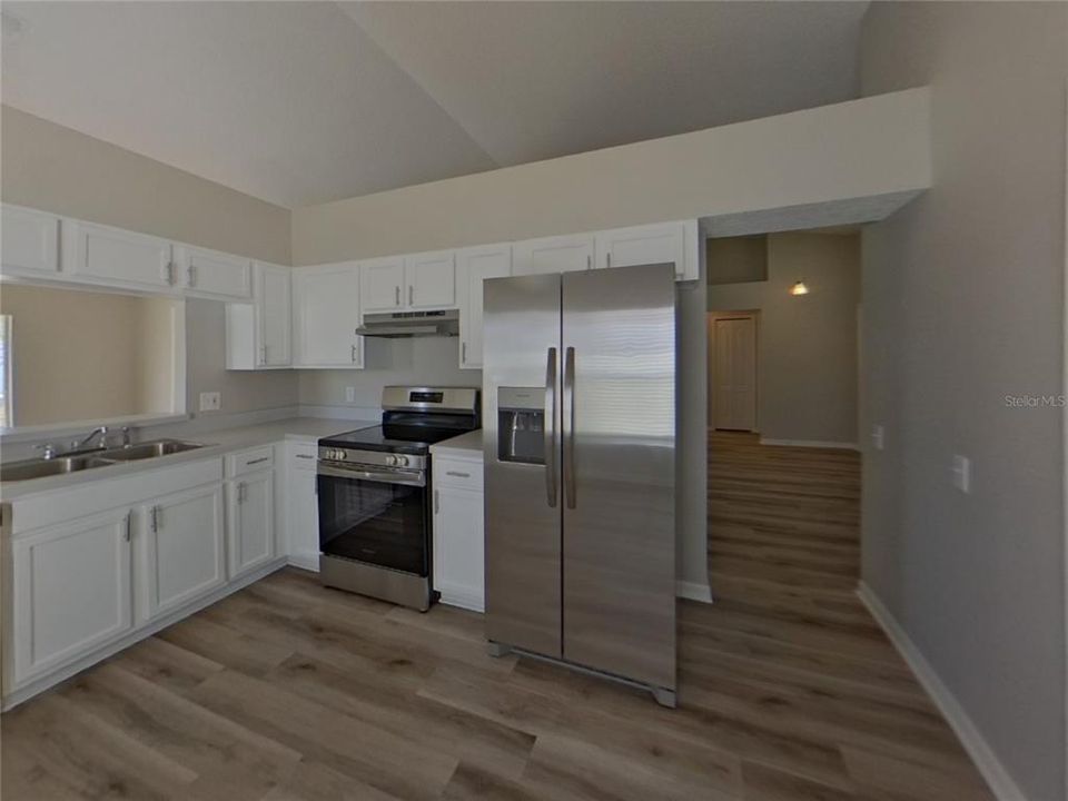 For Rent: $2,069 (3 beds, 2 baths, 1629 Square Feet)