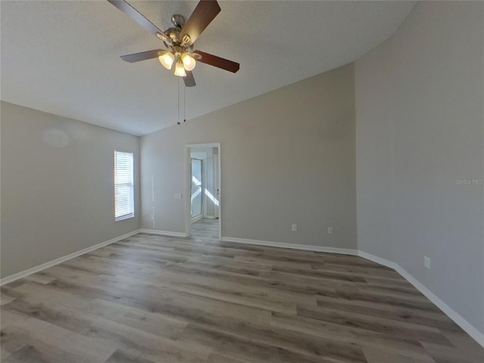 For Rent: $2,069 (3 beds, 2 baths, 1629 Square Feet)