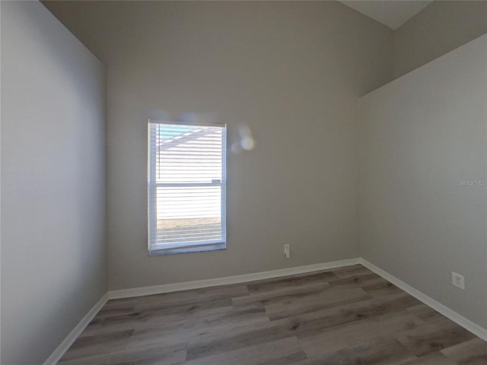For Rent: $2,069 (3 beds, 2 baths, 1629 Square Feet)
