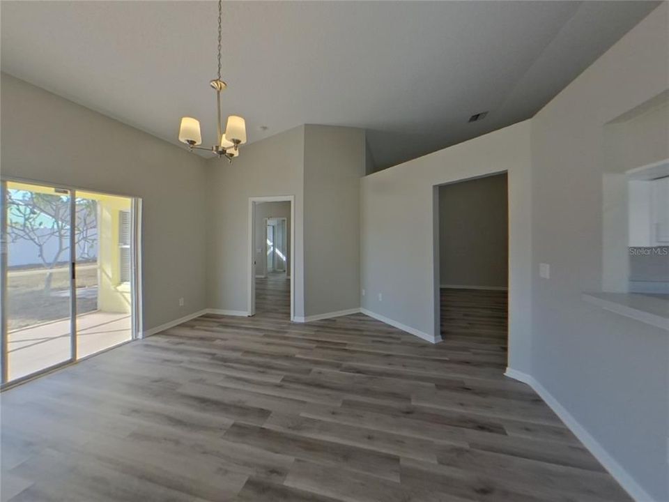 For Rent: $2,069 (3 beds, 2 baths, 1629 Square Feet)