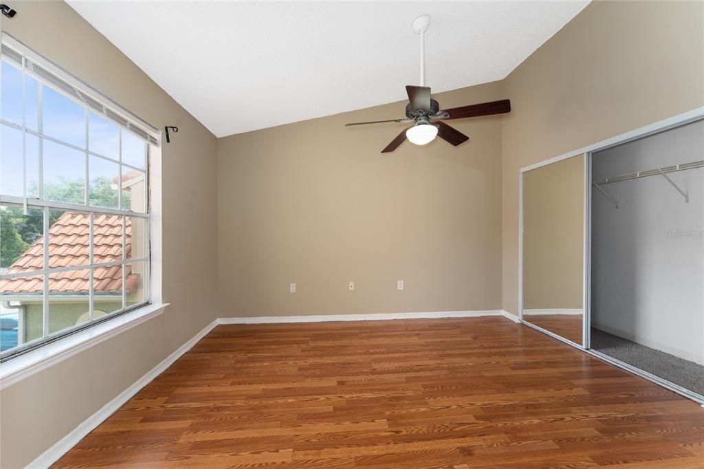 For Rent: $1,500 (2 beds, 2 baths, 932 Square Feet)