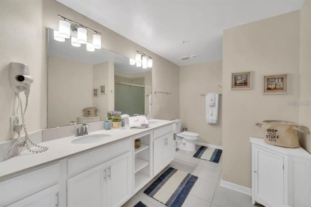 For Sale: $346,000 (3 beds, 2 baths, 1329 Square Feet)