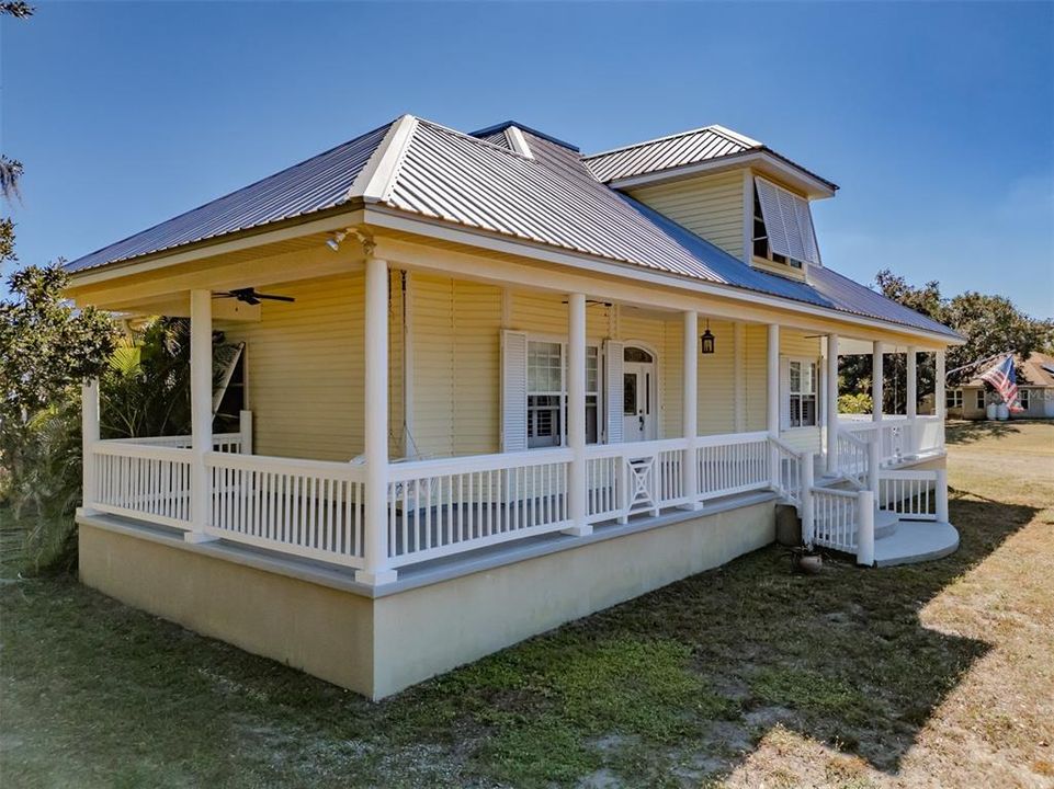 En Venta: $650,000 (4 camas, 3 baños, 2621 Pies cuadrados)