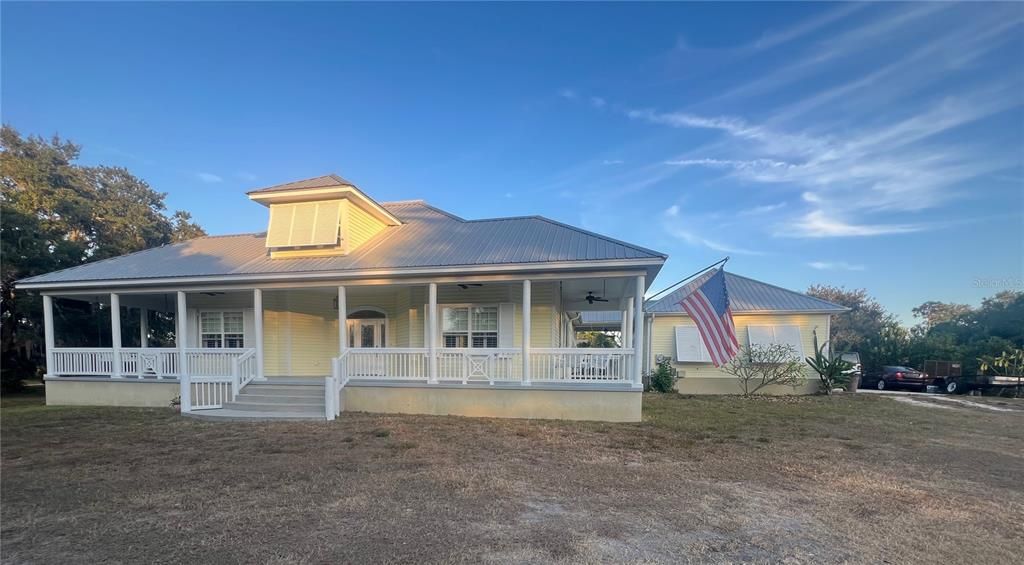 En Venta: $650,000 (4 camas, 3 baños, 2621 Pies cuadrados)