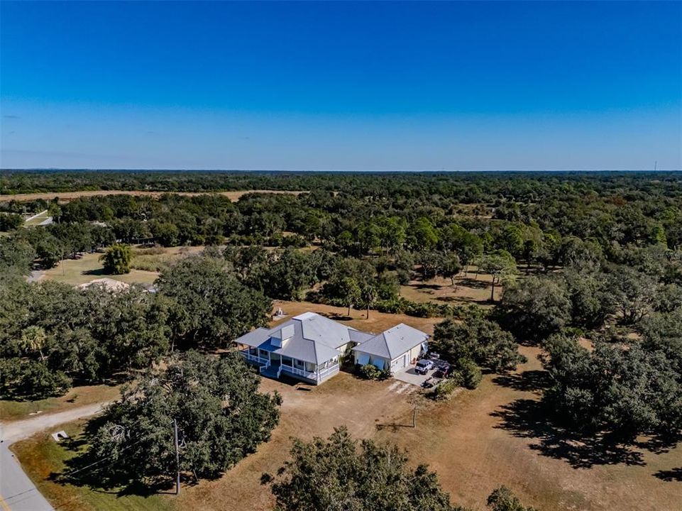 En Venta: $650,000 (4 camas, 3 baños, 2621 Pies cuadrados)