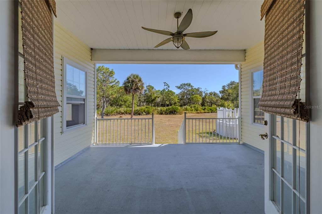 En Venta: $650,000 (4 camas, 3 baños, 2621 Pies cuadrados)