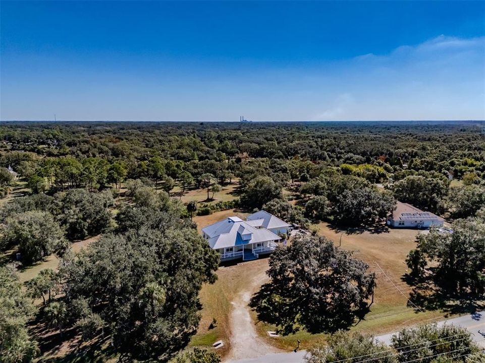 En Venta: $650,000 (4 camas, 3 baños, 2621 Pies cuadrados)