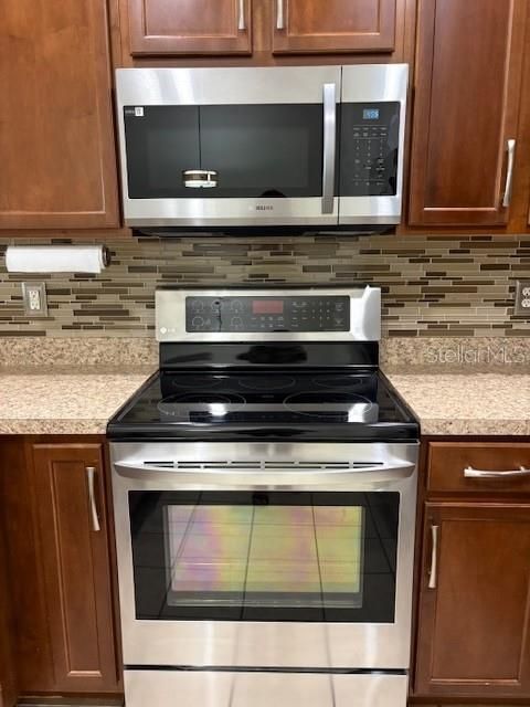 For Rent: $2,475 (3 beds, 2 baths, 1420 Square Feet)