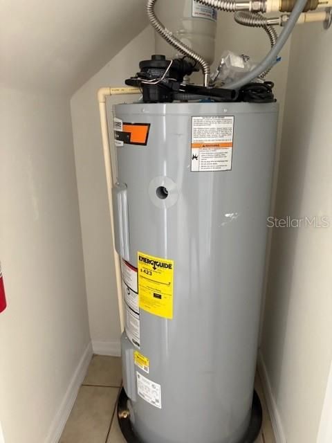 For Rent: $2,475 (3 beds, 2 baths, 1420 Square Feet)