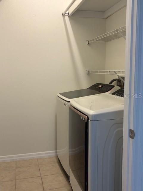 For Rent: $2,475 (3 beds, 2 baths, 1420 Square Feet)