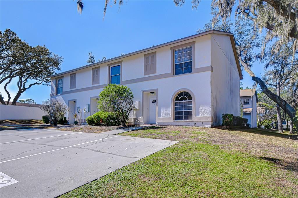 For Sale: $250,000 (2 beds, 2 baths, 1394 Square Feet)