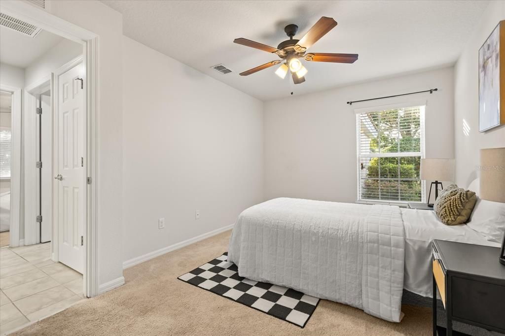 For Rent: $2,800 (3 beds, 2 baths, 1554 Square Feet)