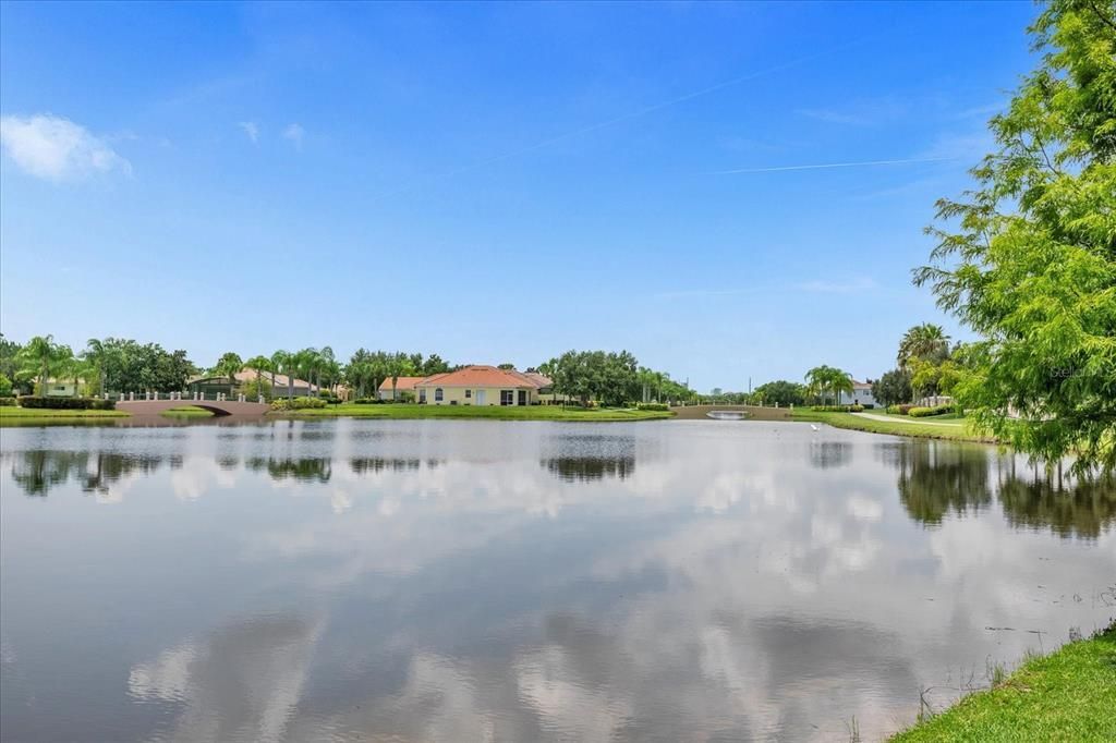 For Rent: $2,800 (3 beds, 2 baths, 1554 Square Feet)