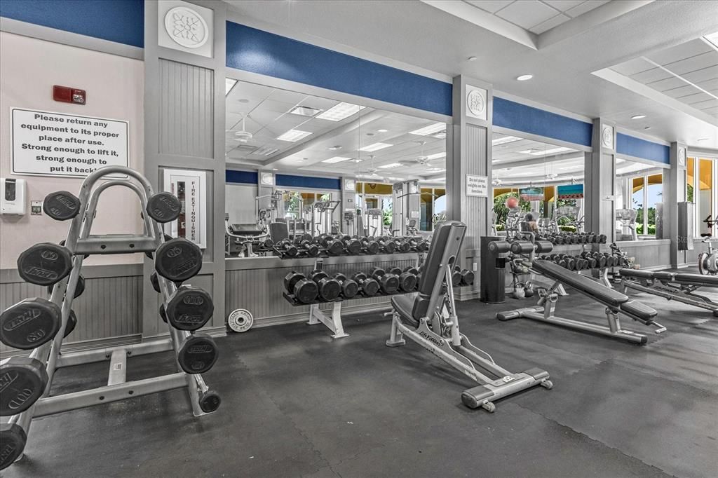 For Rent: $2,800 (3 beds, 2 baths, 1554 Square Feet)