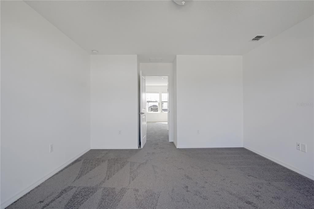 For Rent: $2,150 (4 beds, 3 baths, 2208 Square Feet)