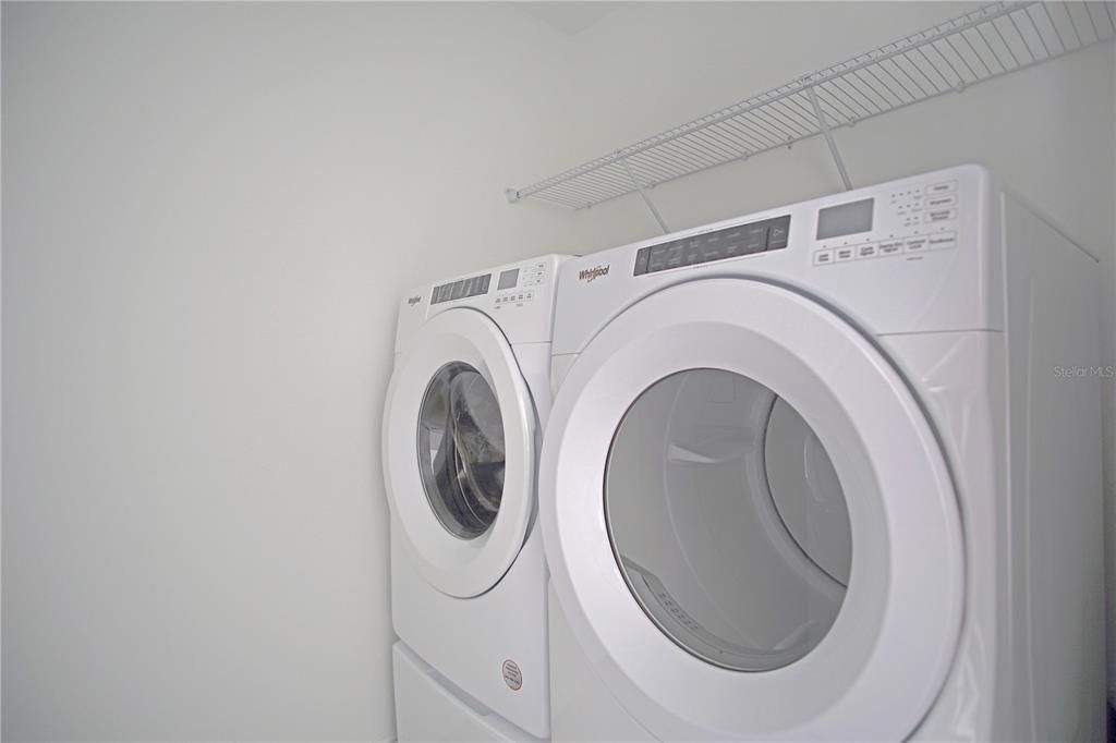 For Rent: $2,150 (4 beds, 3 baths, 2208 Square Feet)