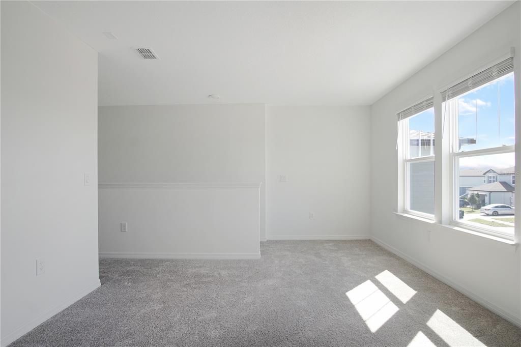 For Rent: $2,150 (4 beds, 3 baths, 2208 Square Feet)