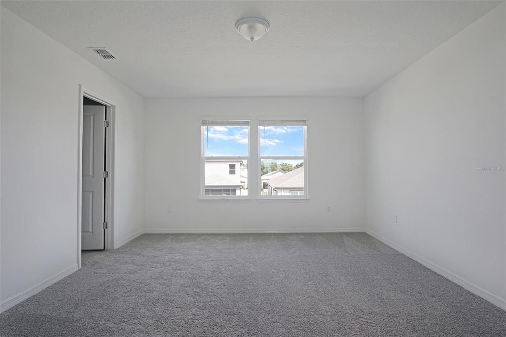 For Rent: $2,150 (4 beds, 3 baths, 2208 Square Feet)