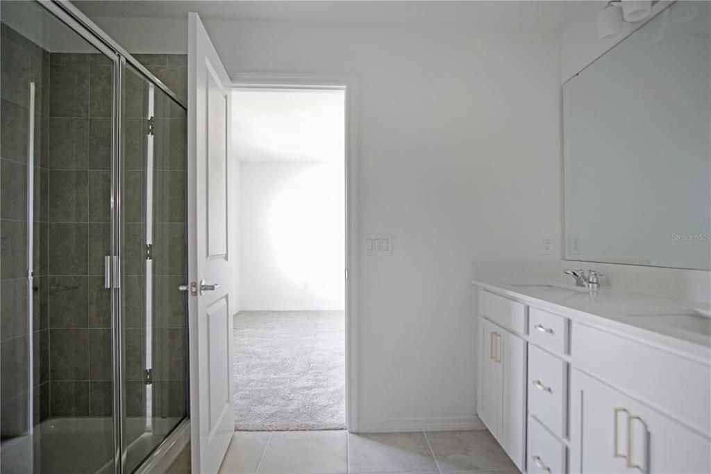 For Rent: $2,150 (4 beds, 3 baths, 2208 Square Feet)