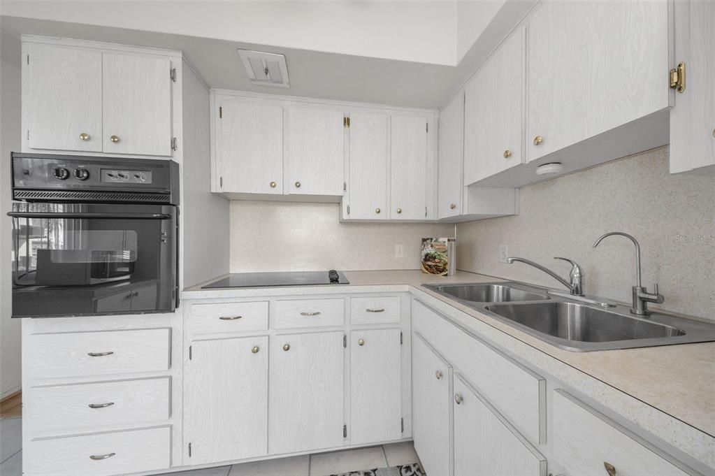 En Venta: $149,500 (2 camas, 2 baños, 1100 Pies cuadrados)