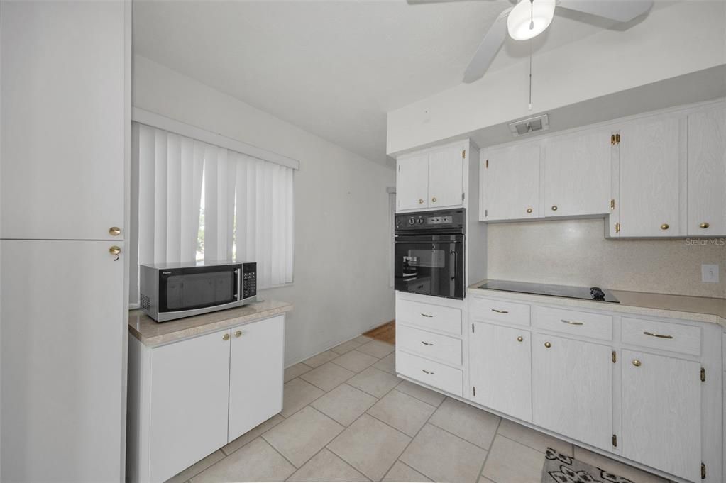 En Venta: $149,500 (2 camas, 2 baños, 1100 Pies cuadrados)